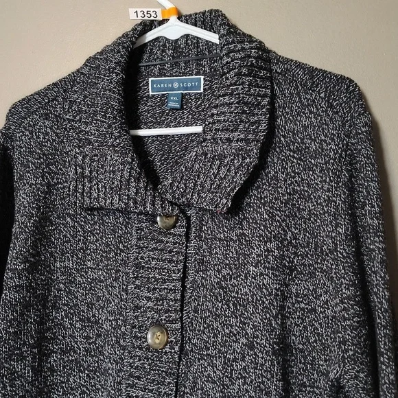 Karen Scott Black/White Full Big Button Cardigan Size XXL NWT - Picture 3 of 7